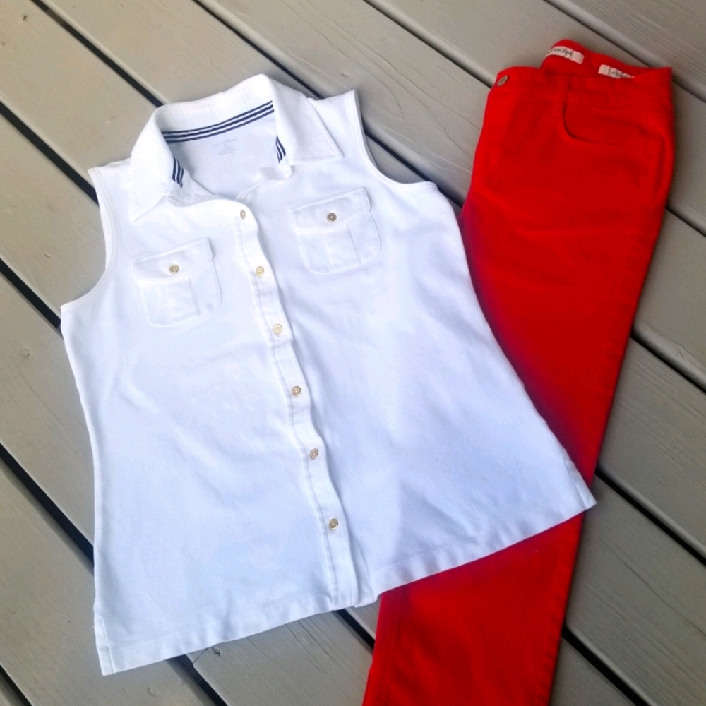 M Lands End white sleeveless top